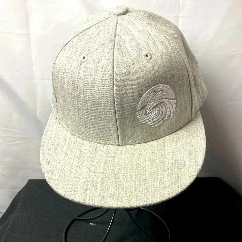 SALTWATER BREWERY HAT GRAY SALTWATER‎ WAVE LOGO 210 FITTED HAT SIZE 6 7/8…